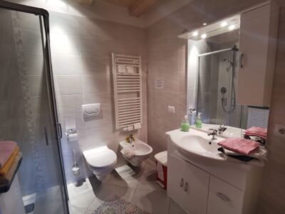 Geranie bathroom
